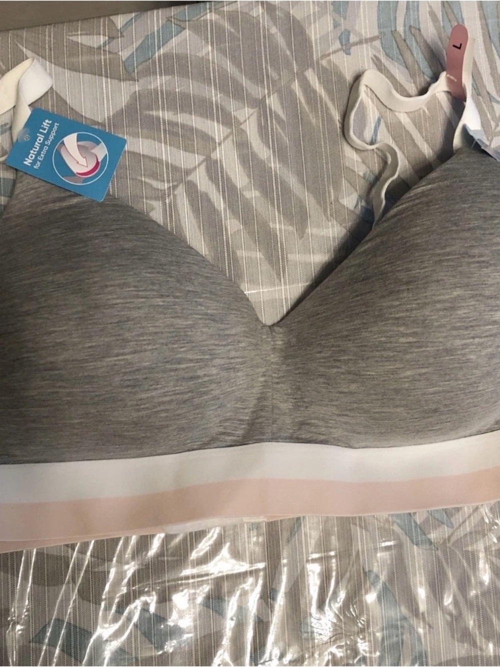 Hanes Natural Lift Bra Gray - Womens Large, NWT